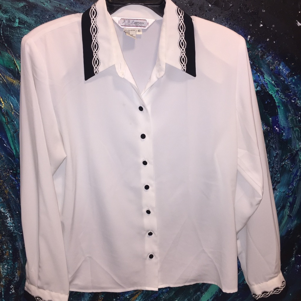 Chic KB Lawrence button down blouse